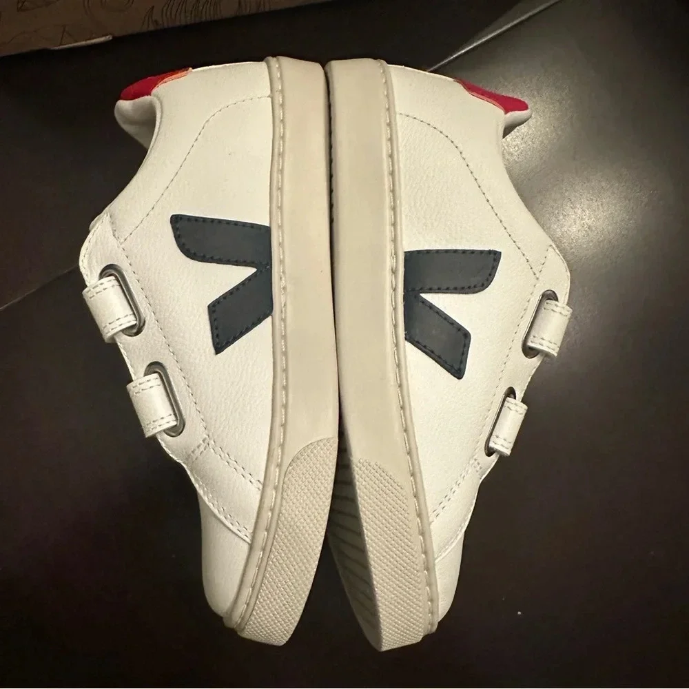 NIB Veja Esplar Kids Shoes White Nautico Size Youth 2